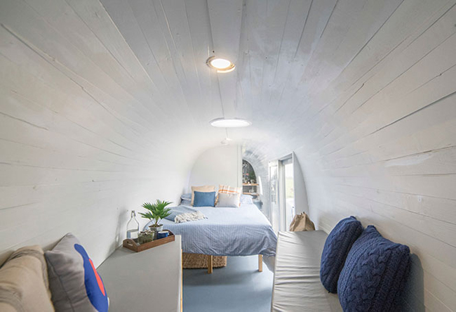 Este quarto de hotel foi construído em um helicóptero abandonado