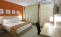 Cortina: qual a melhor cor e estilo para um quarto de hotel?